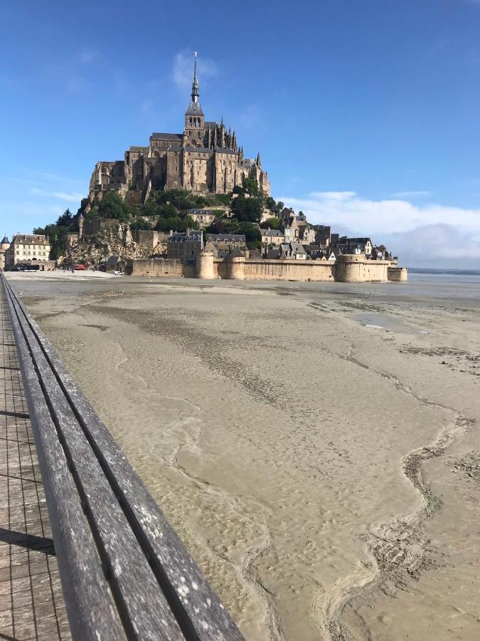 La Cahudiere Saint-Martin-de-Landelles ภายนอก รูปภาพ